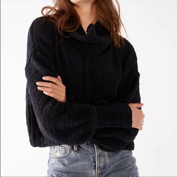 Free People Be Yours Pullover Cowl Neck Knit Sweater Black XS - Picture 2 of 6